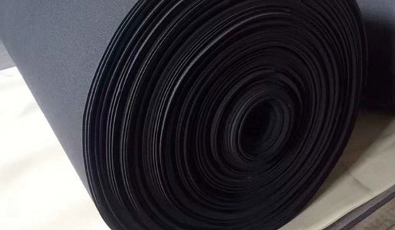 EPDM Yangın Koruyucu Köpük E-4388 Siyah Tek Köpük Tipi Etilen Propilen Kauçuk Düşük Sertlik Kauçuk Sünger
