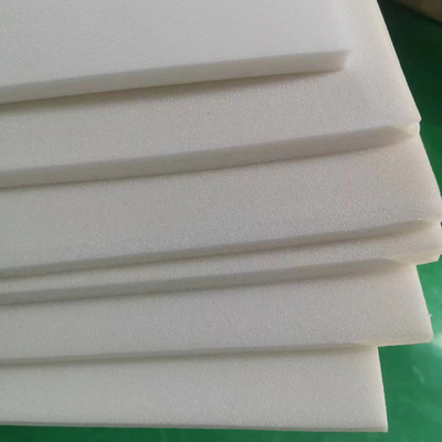 Inoac CR C-4310 Beyaz Basit vesikel türü Neopren köpüğü yoğunluğu 0,22 ± 0,03 g/cm3